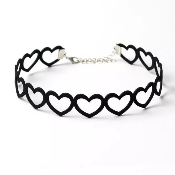 Jewelry - ❤️ OPEN HEART BLACK CHOKER NECKLACE